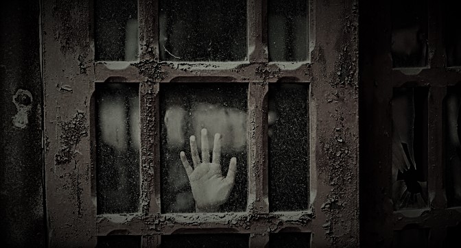 photo-1496951931662-09477d4ad6ad